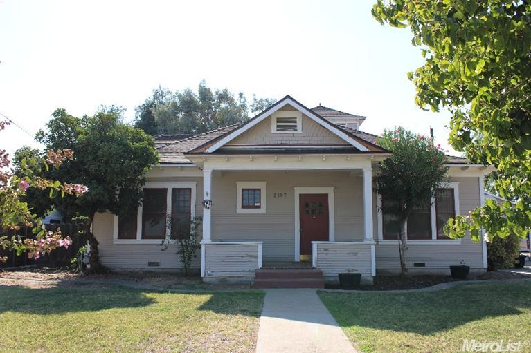 2107 7th St, Hughson, CA 95326 photo 3