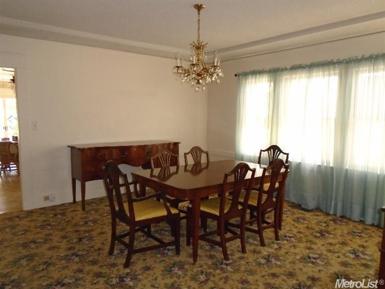 132 Sycamore Ave, Modesto, CA 95354 photo 3