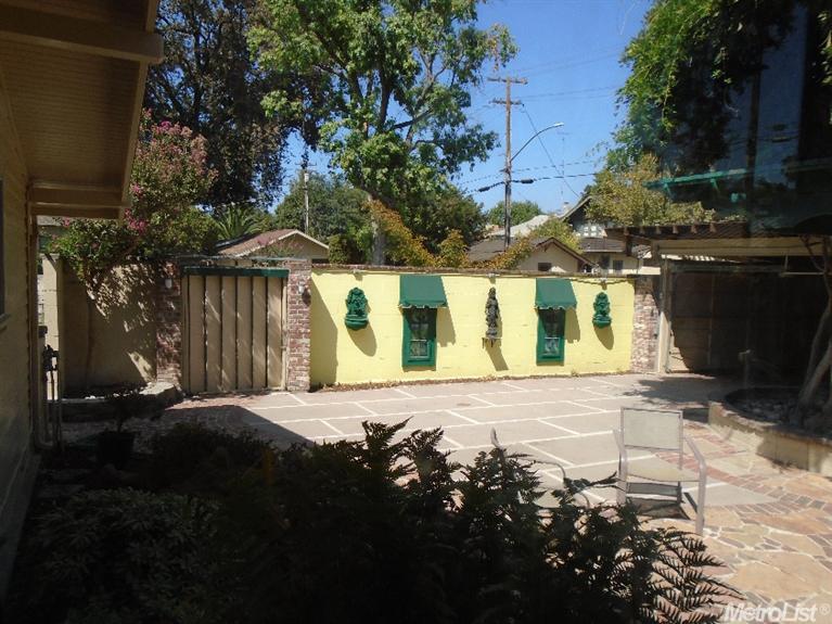132 Sycamore Ave, Modesto, CA 95354 photo 15