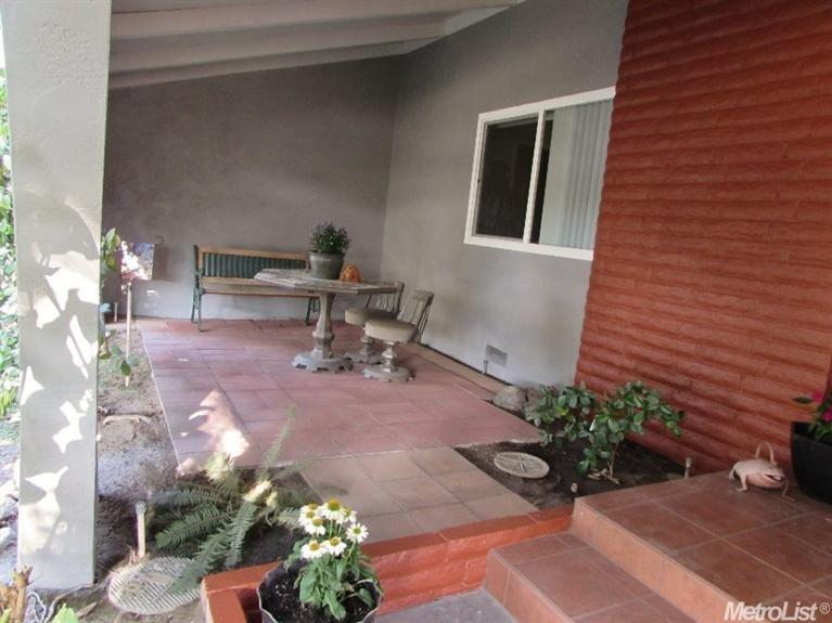 3308 Montclair Ct, Modesto, CA 95350 photo 3