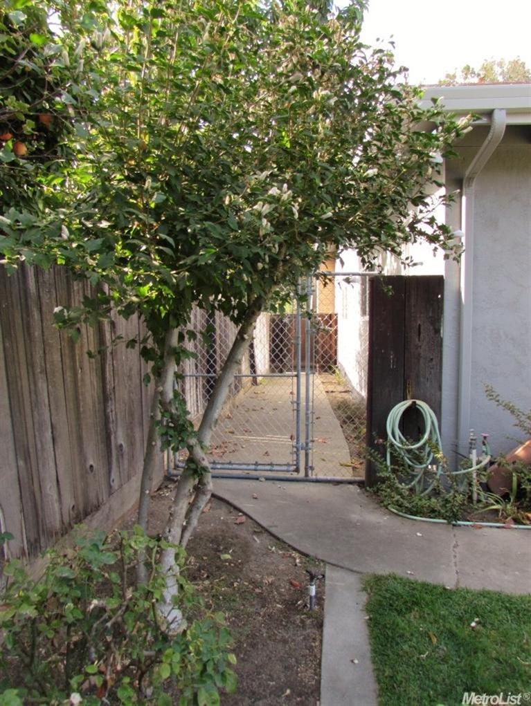 3308 Montclair Ct, Modesto, CA 95350 photo 23