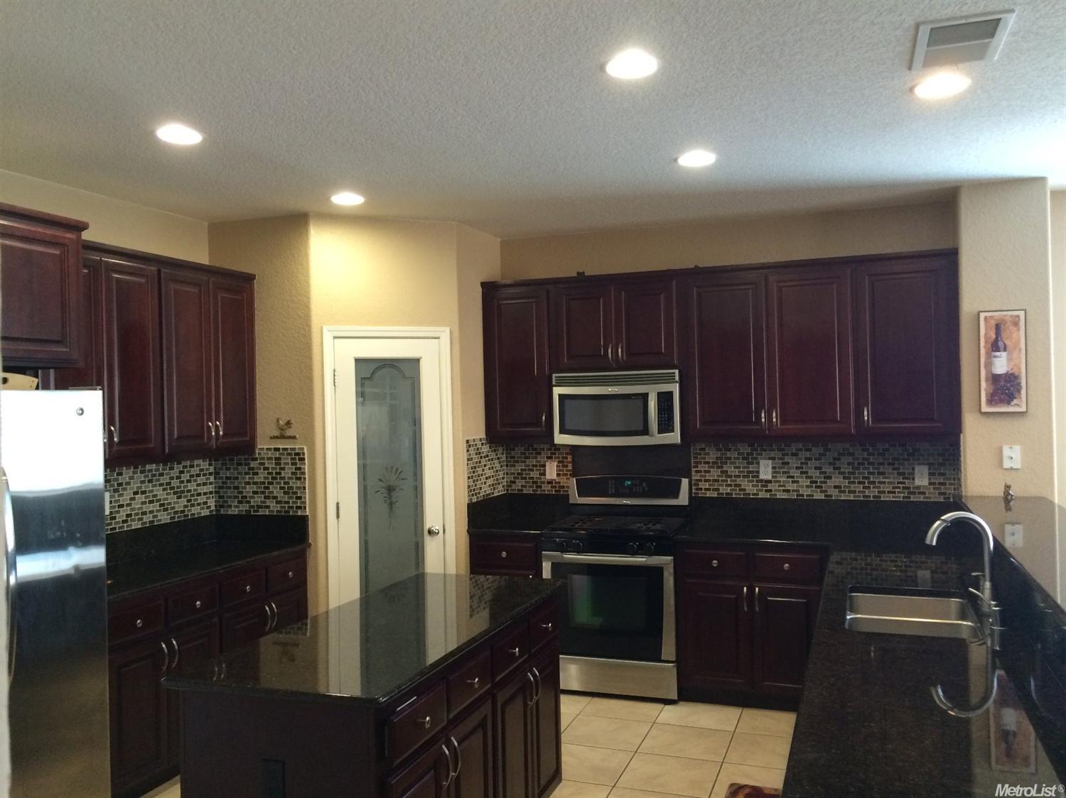 8959 Sand Trap Ct, Patterson, CA 95363 photo 6