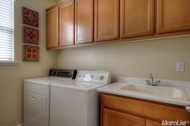 1689 Bermuda Ln, Manteca, CA 95337 photo 9