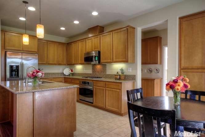 1689 Bermuda Ln, Manteca, CA 95337 photo 8