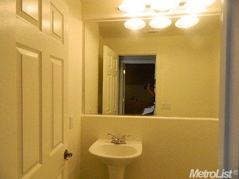 2530 Neptune Ct, Tracy, CA 95304 photo 6