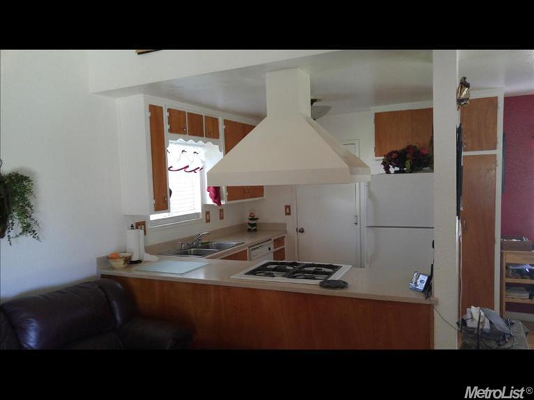 3204 April Ct, Modesto, CA 95354 photo 3