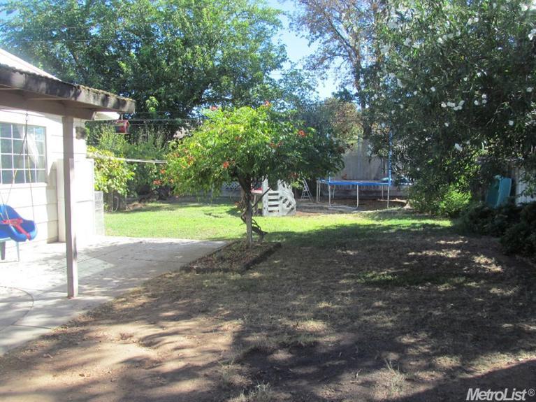 3820 Ballard Dr, Carmichael, CA 95608 photo 4