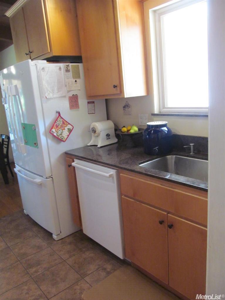 3820 Ballard Dr, Carmichael, CA 95608 photo 9