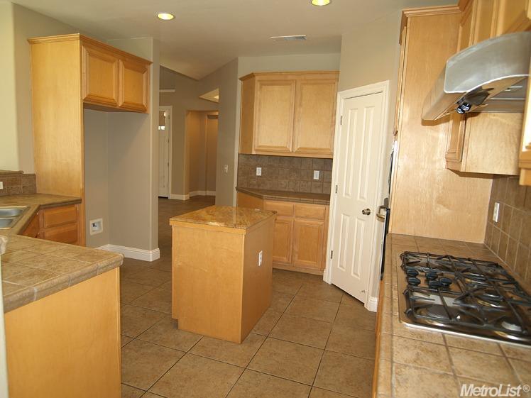 2705 Marina Dr, Modesto, CA 95355 photo 13