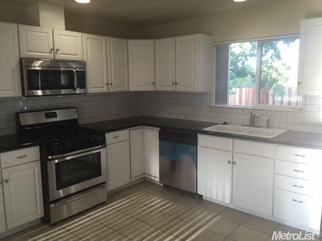2805 Root Ave, Carmichael, CA 95608 photo 2