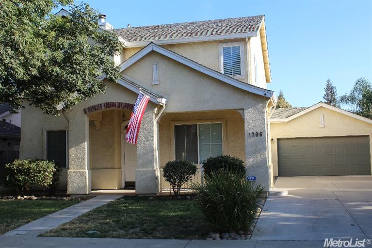 1706 Topiary Ct, Modesto, CA 95357 photo 2
