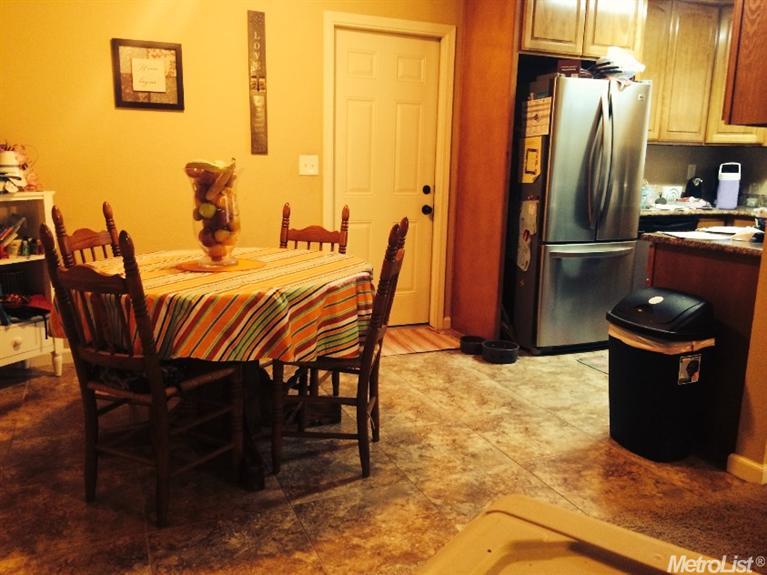 583 Somoa Ln, Lathrop, CA 95330 photo 7