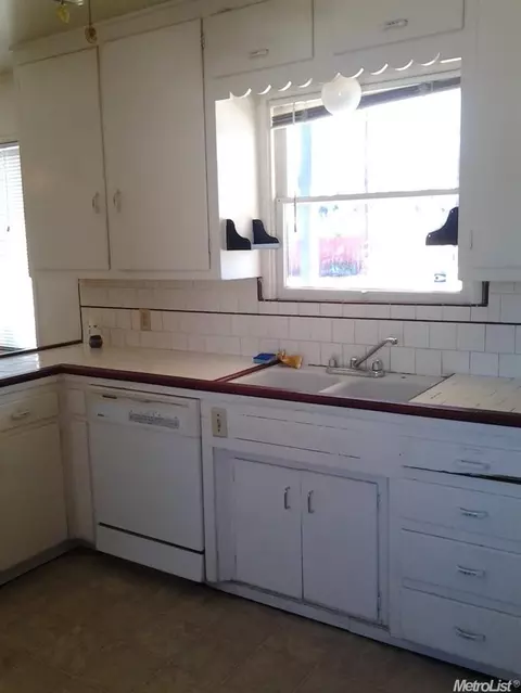 229 Colfax Ave, Modesto, CA 95354 photo 6