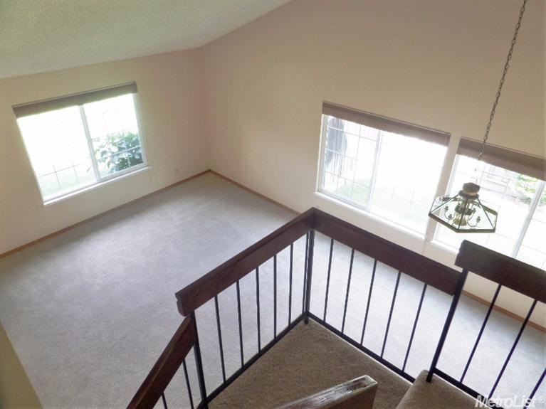 792 Scarlett Dr, Tracy, CA 95376 photo 6