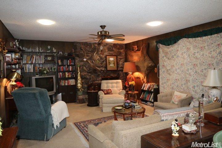 1110 Canebreak Ct, Carmichael, CA 95608 photo 3