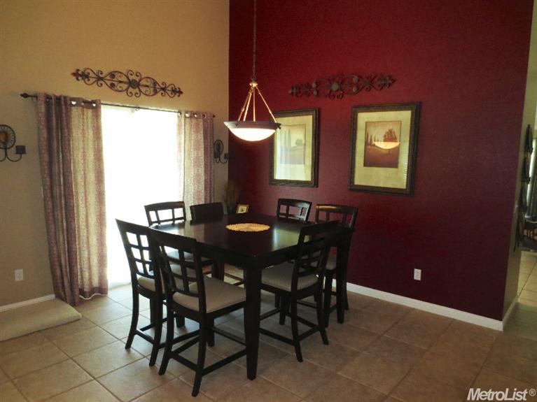 2305 Shadow Oak Ln, Modesto, CA 95355 photo 3