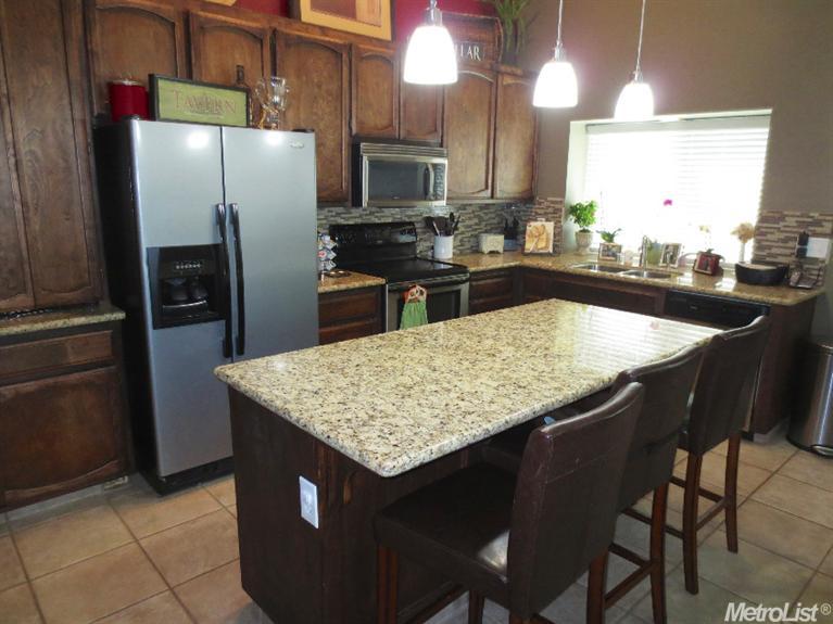 2305 Shadow Oak Ln, Modesto, CA 95355 photo 8