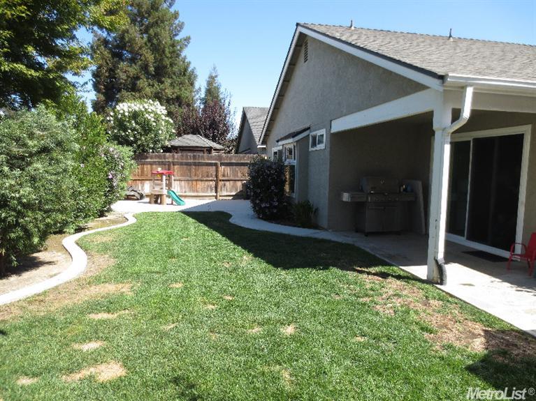 2305 Shadow Oak Ln, Modesto, CA 95355 photo 18