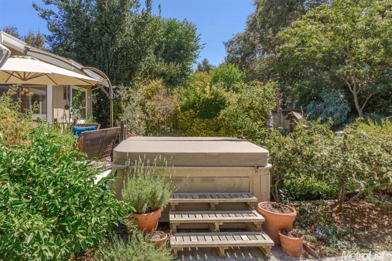 4332 San Marino Dr, Davis, CA 95618 photo 3