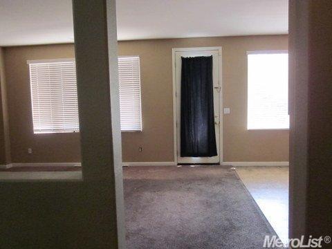 1842 Periwinkle Dr, Tracy, CA 95376 photo 4