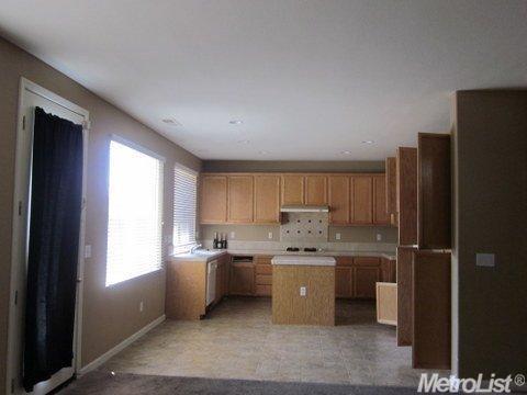 1842 Periwinkle Dr, Tracy, CA 95376 photo 10