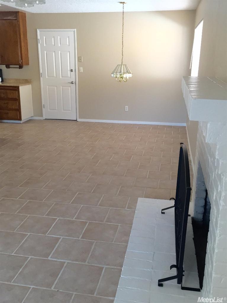 884 El Capitan, Manteca, CA 95337 photo 4