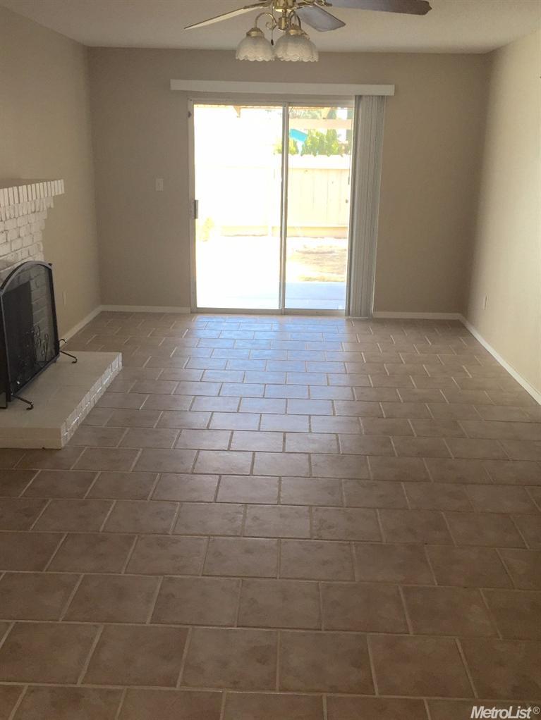 884 El Capitan, Manteca, CA 95337 photo 3