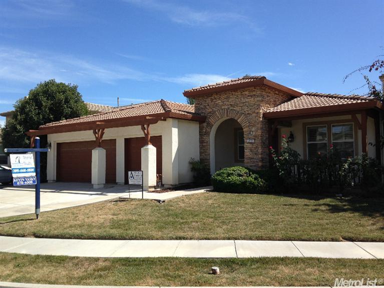 1310 Morab Ct, Patterson, CA 95363 photo 1