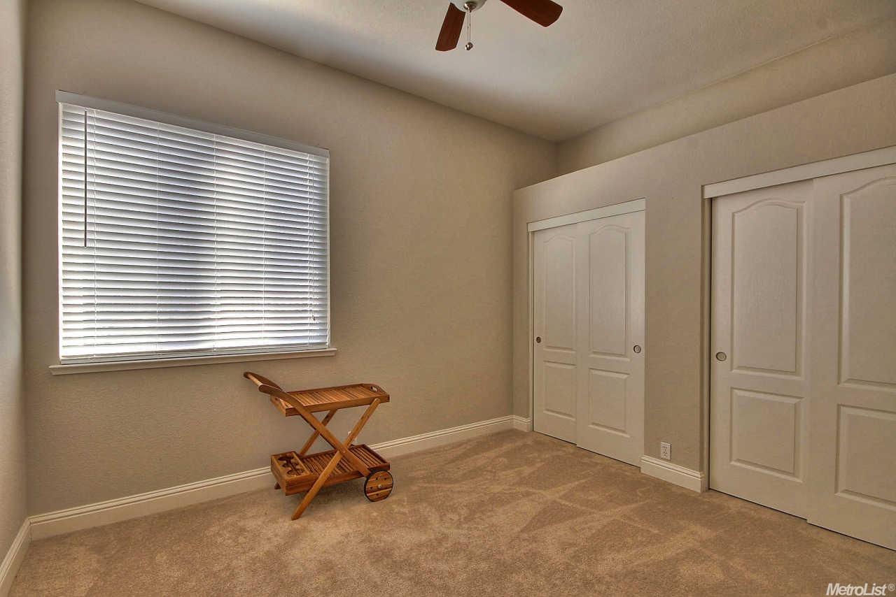 5722 Chaffey Ln, Carmichael, CA 95608 photo 18