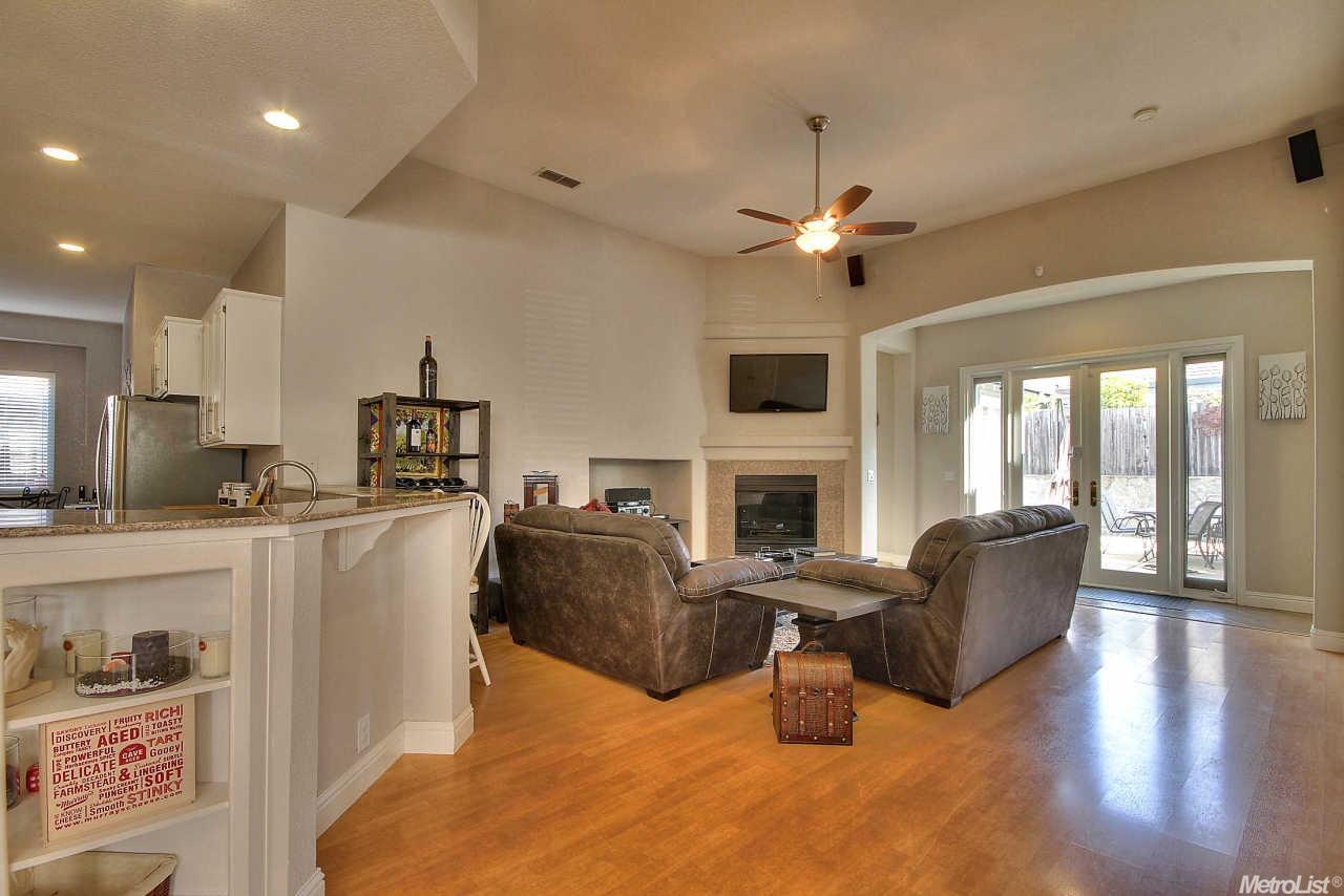 5722 Chaffey Ln, Carmichael, CA 95608 photo 6