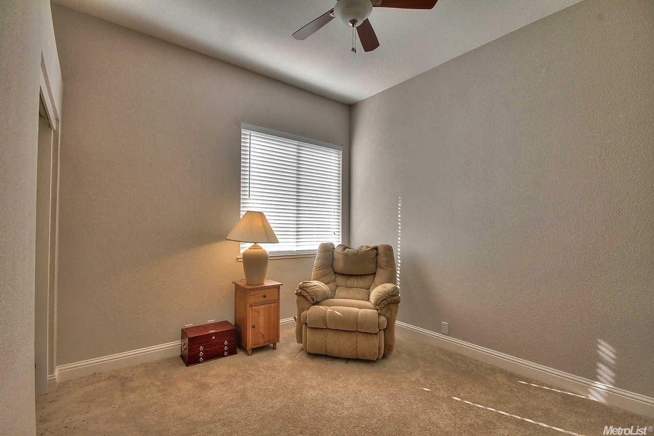 5722 Chaffey Ln, Carmichael, CA 95608 photo 19