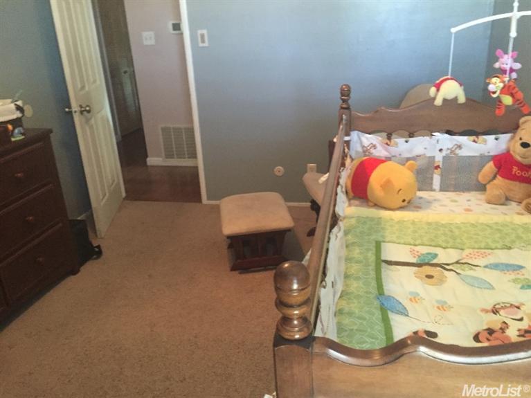 490 Hintz Ave, Tracy, CA 95376 photo 8