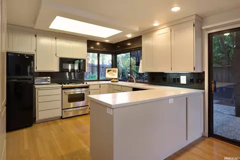 506 Jerome, Davis, CA 95616 photo 7