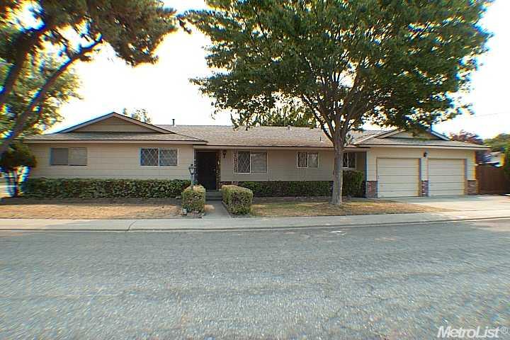 520 Parry Ave, Modesto, CA 95354 photo 1