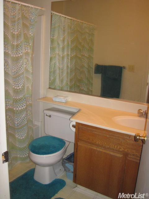 425 Montague Ct, Modesto, CA 95351 photo 9
