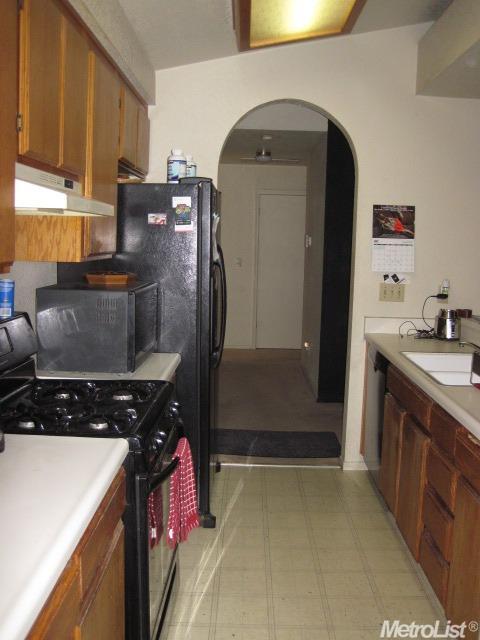 425 Montague Ct, Modesto, CA 95351 photo 7