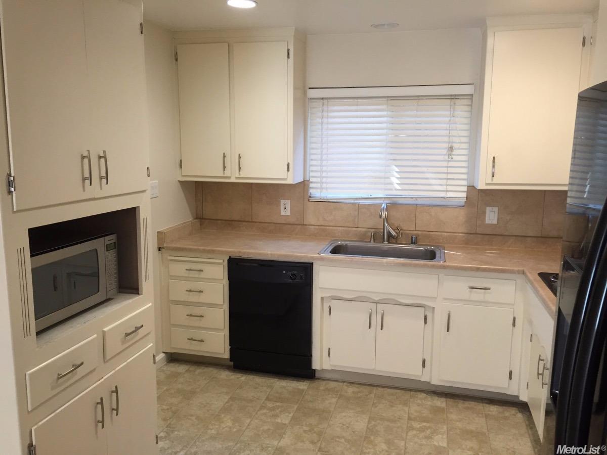 5913 Marlin Cir, Carmichael, CA 95608 photo 3