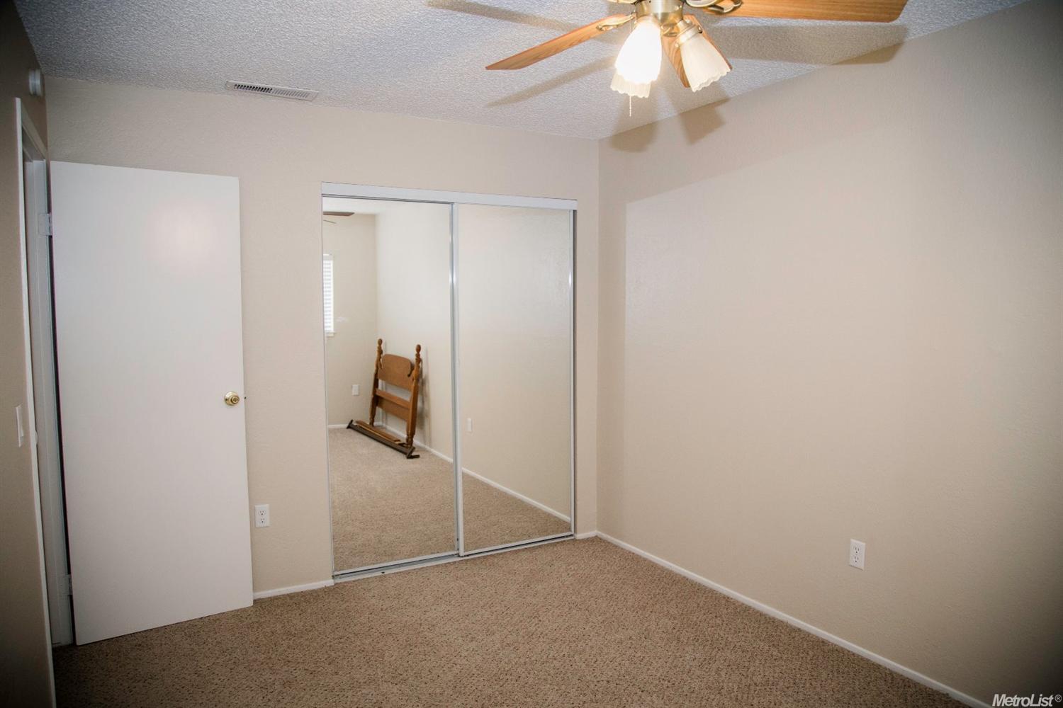 646 Blossom, Manteca, CA 95336 photo 12