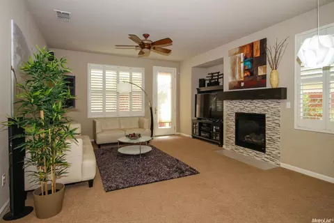 798 Courtyards Loop, Lincoln, CA 95648 photo 5