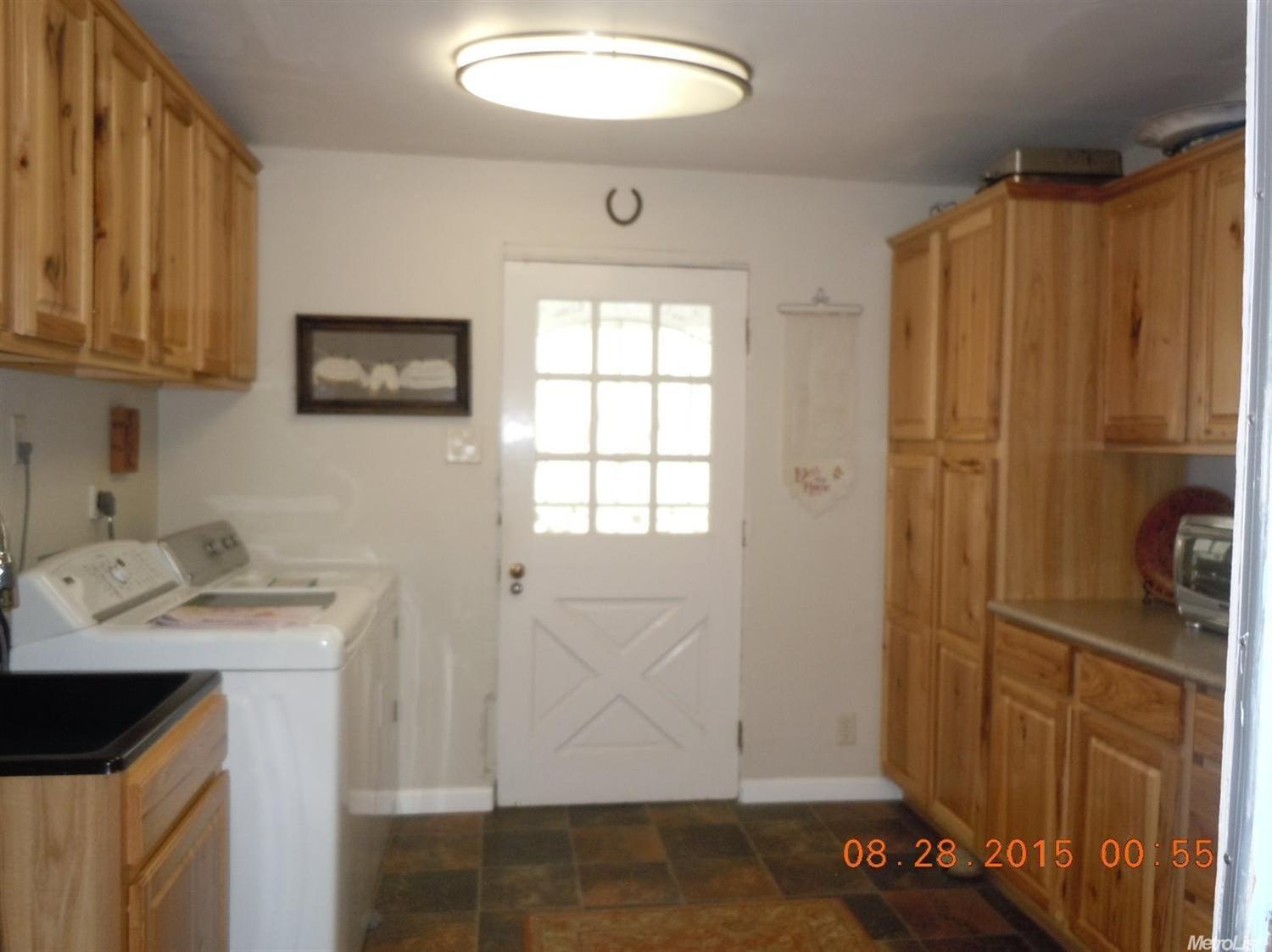 2042 4th St, Hughson, CA 95326 photo 17