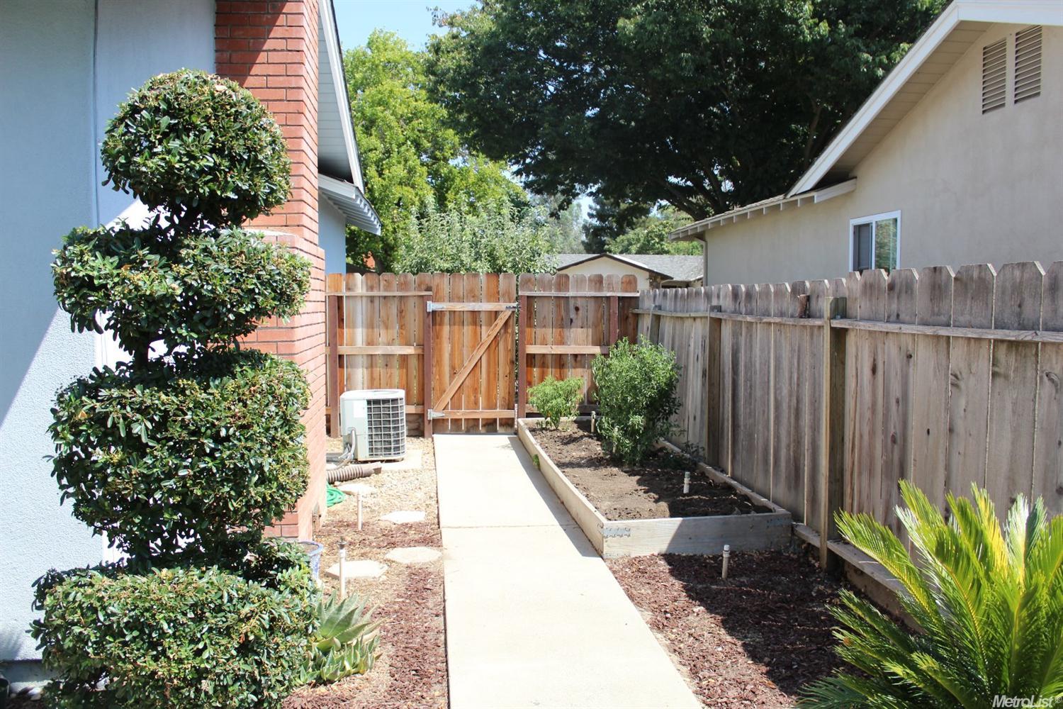 1021 Lillian, Modesto, CA 95355 photo 13
