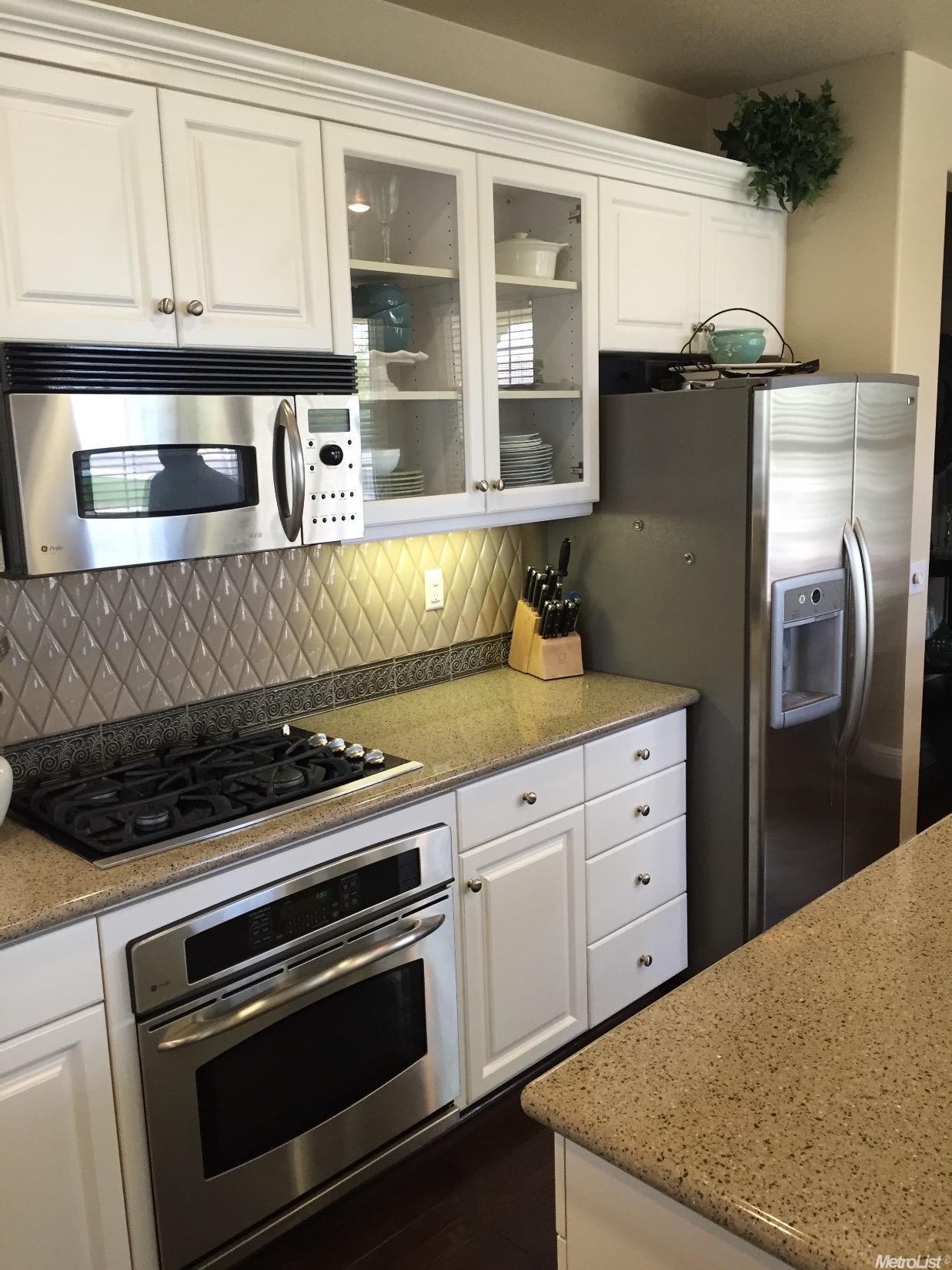 2064 Bishop Way, Lodi, CA 95242 photo 2
