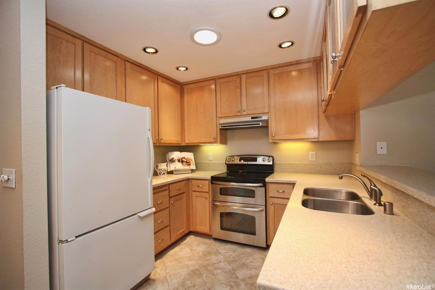 3182 Woods Cir, Davis, CA 95616 photo 9