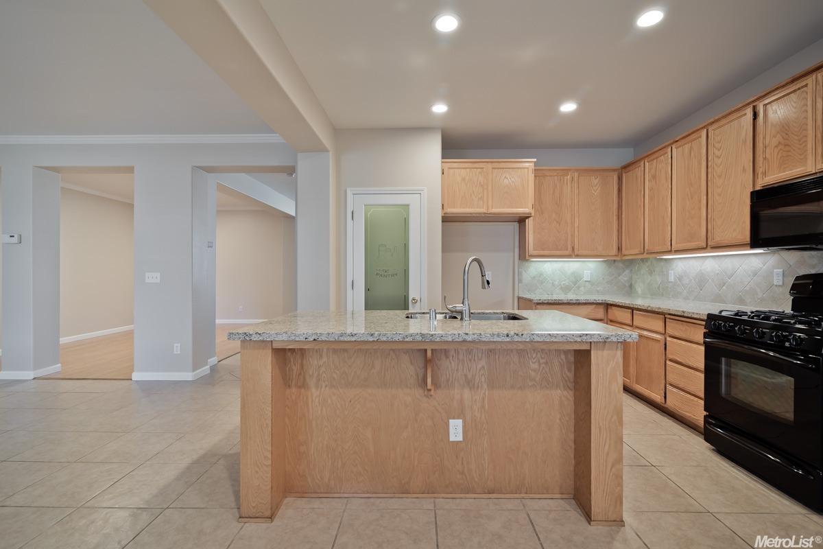 1429 Quiet Ct, Merced, CA 95340 photo 9
