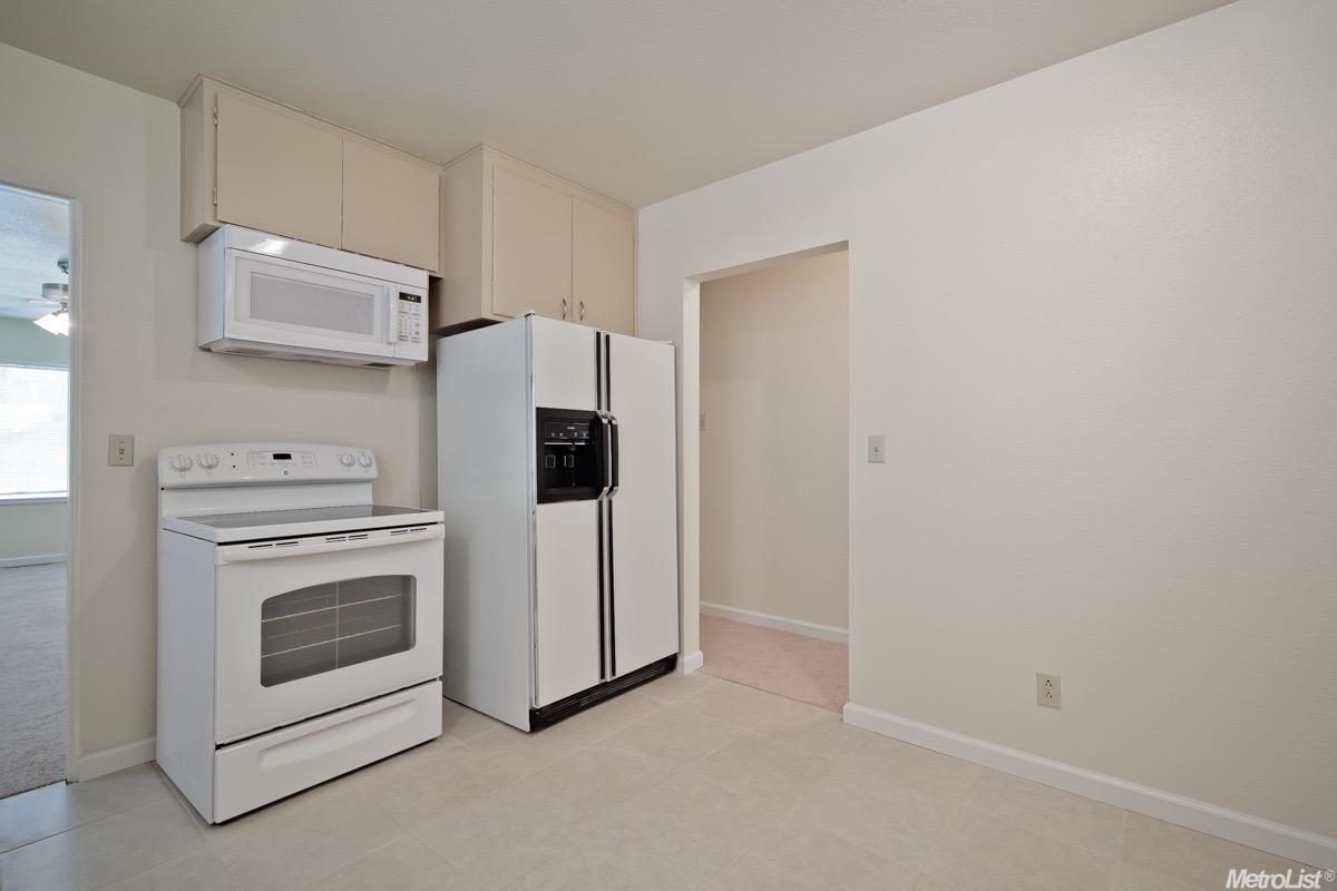 812 El Vecino Ave, Modesto, CA 95350 photo 6