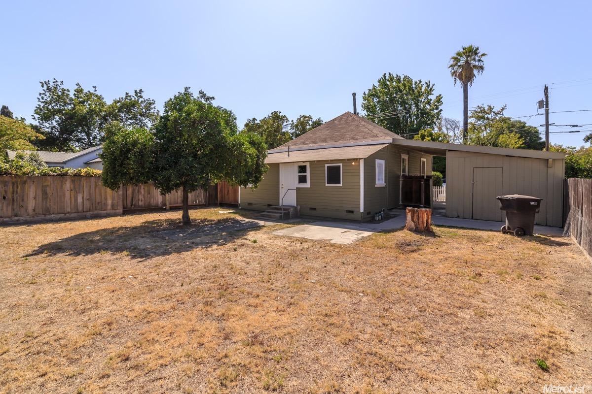 812 El Vecino Ave, Modesto, CA 95350 photo 18
