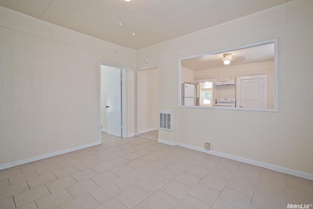 812 El Vecino Ave, Modesto, CA 95350 photo 11