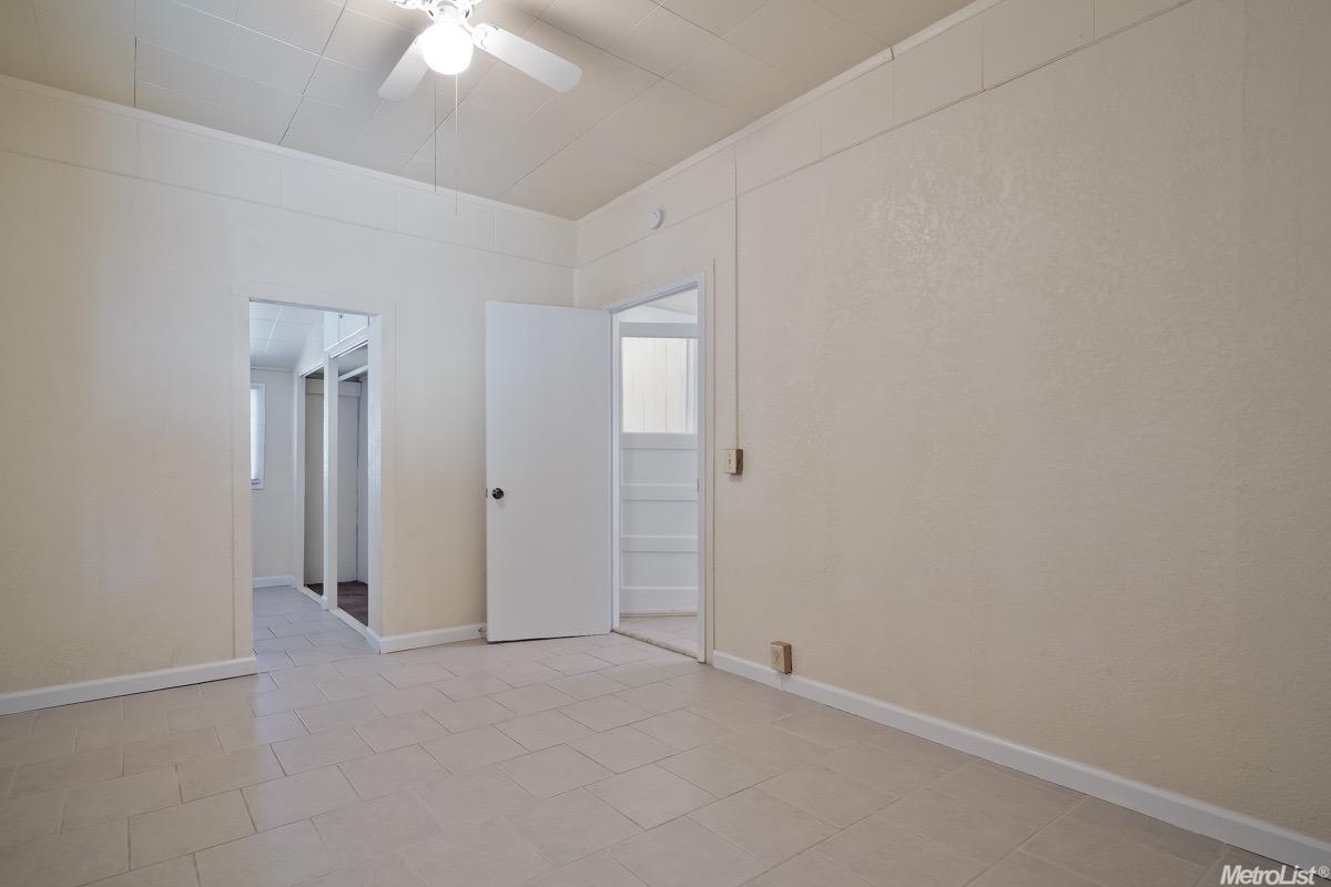 812 El Vecino Ave, Modesto, CA 95350 photo 16