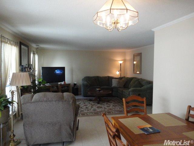 2424 Southfork Ln, Modesto, CA 95355 photo 8