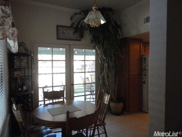 2424 Southfork Ln, Modesto, CA 95355 photo 7